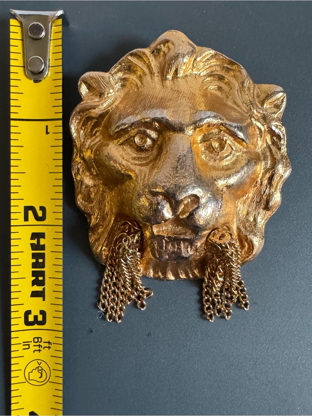 Vtg Gold Tone Lion Head Brooch Pendant Chain Whiskers Statement Baroque Revival - Picture 12 of 12